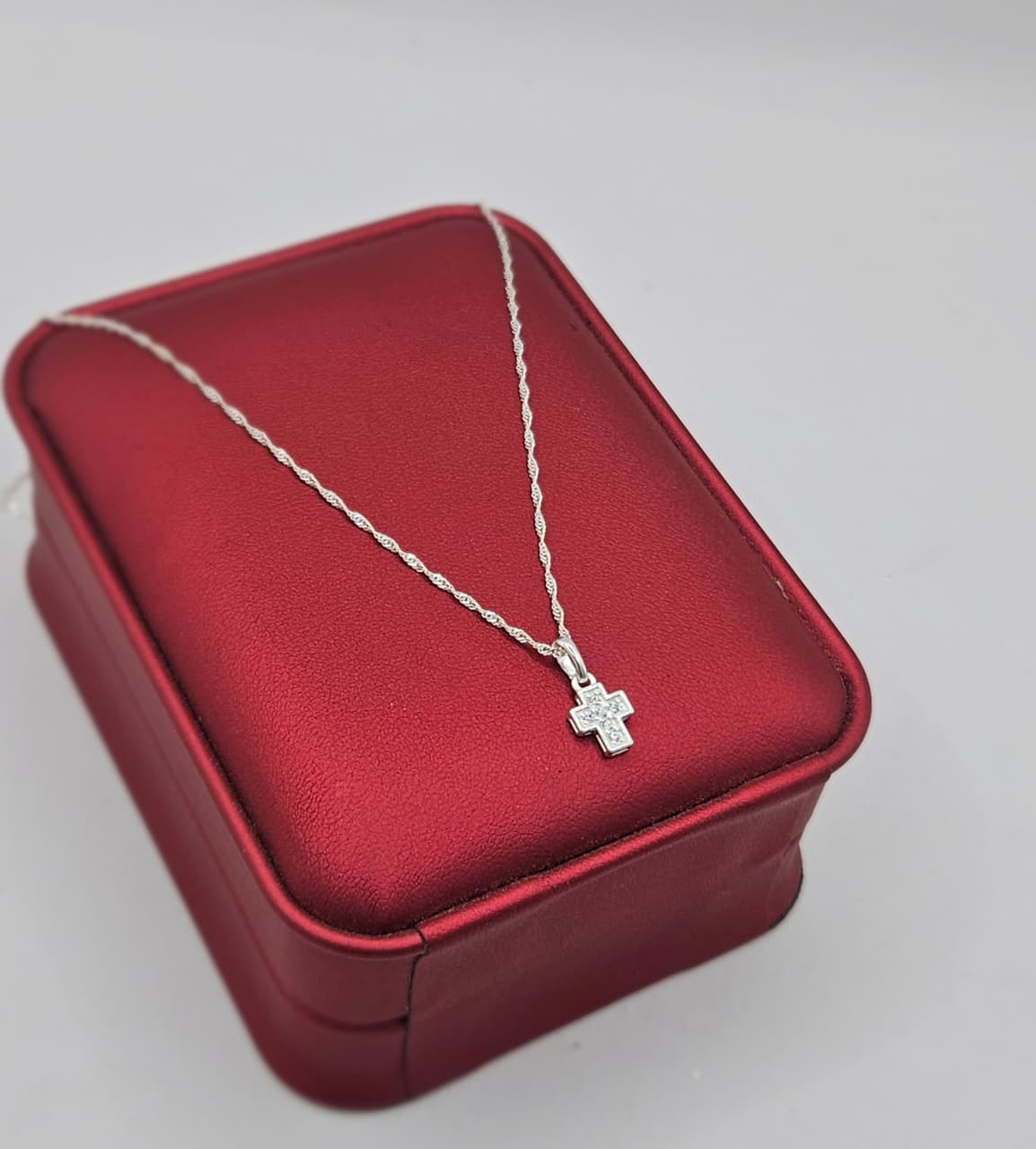 Cadena + Cruz mini de Plata 925 y circones