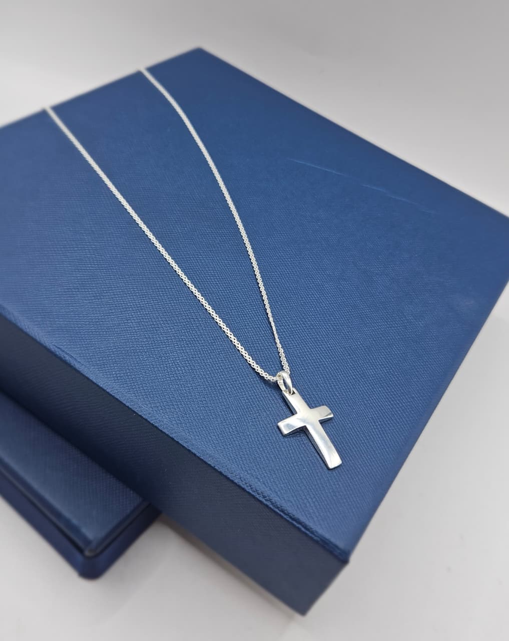 Cadena + Cruz de Plata 925