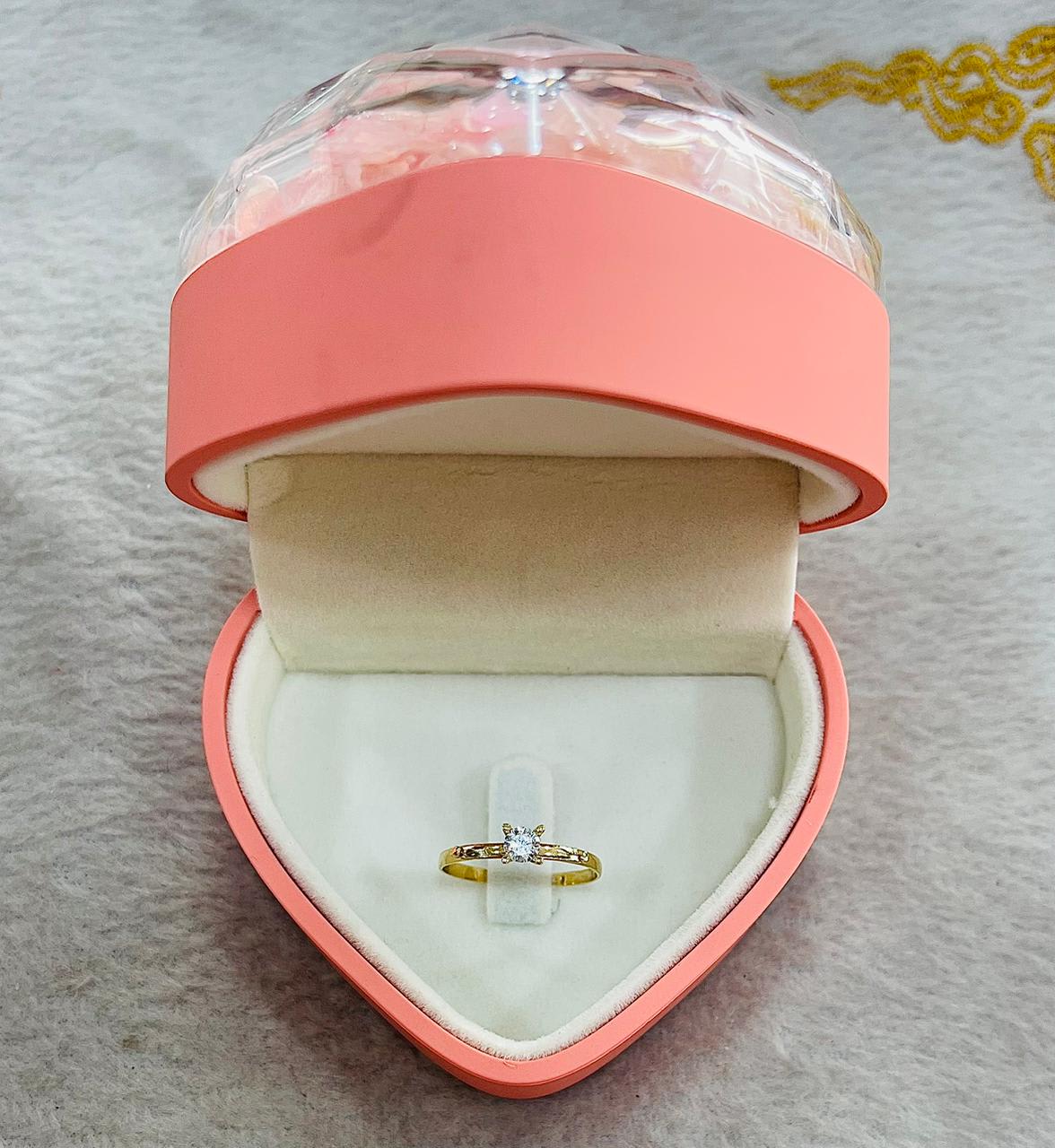 Anillo de Oro con Circon 