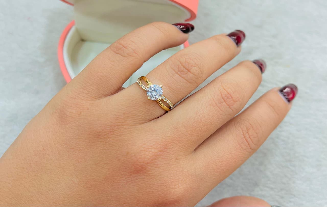 Anillo de Compromiso de Oro 18k