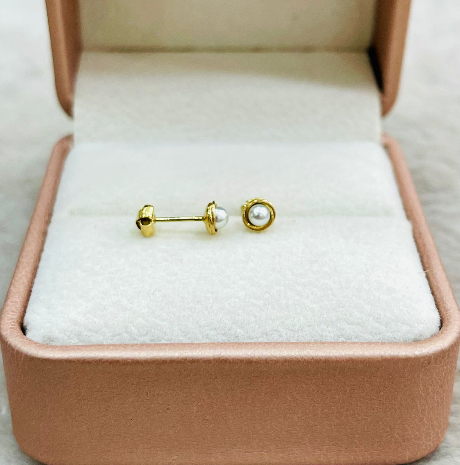 Aritos Abridores de Oro 18k Perla Nido