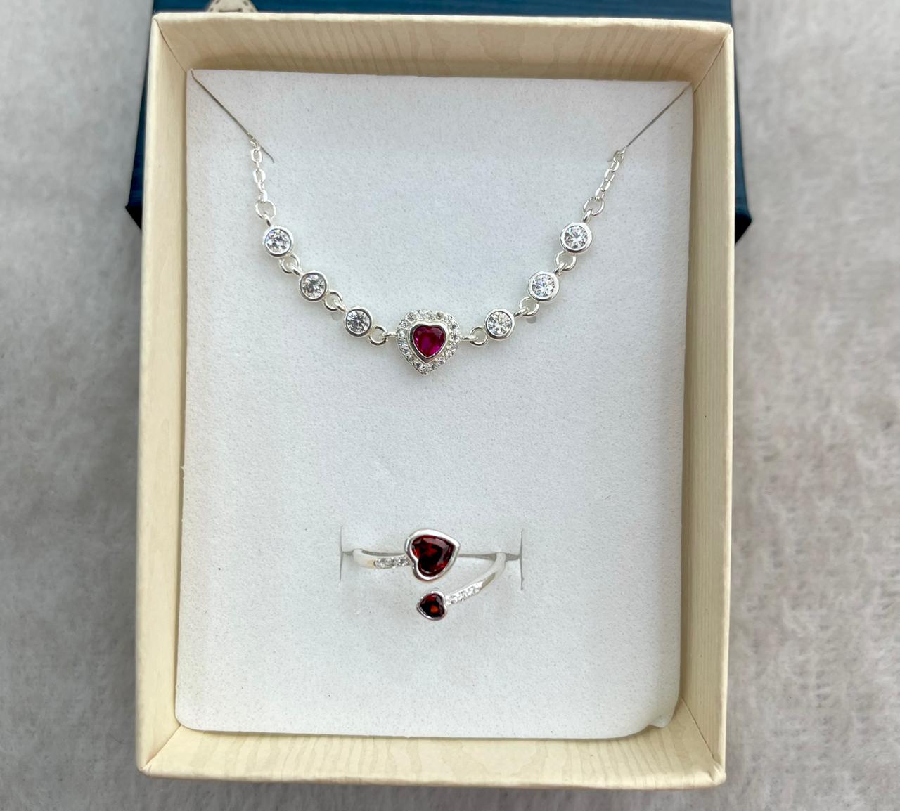 Juego de Plata Corazón con Circones Rojo