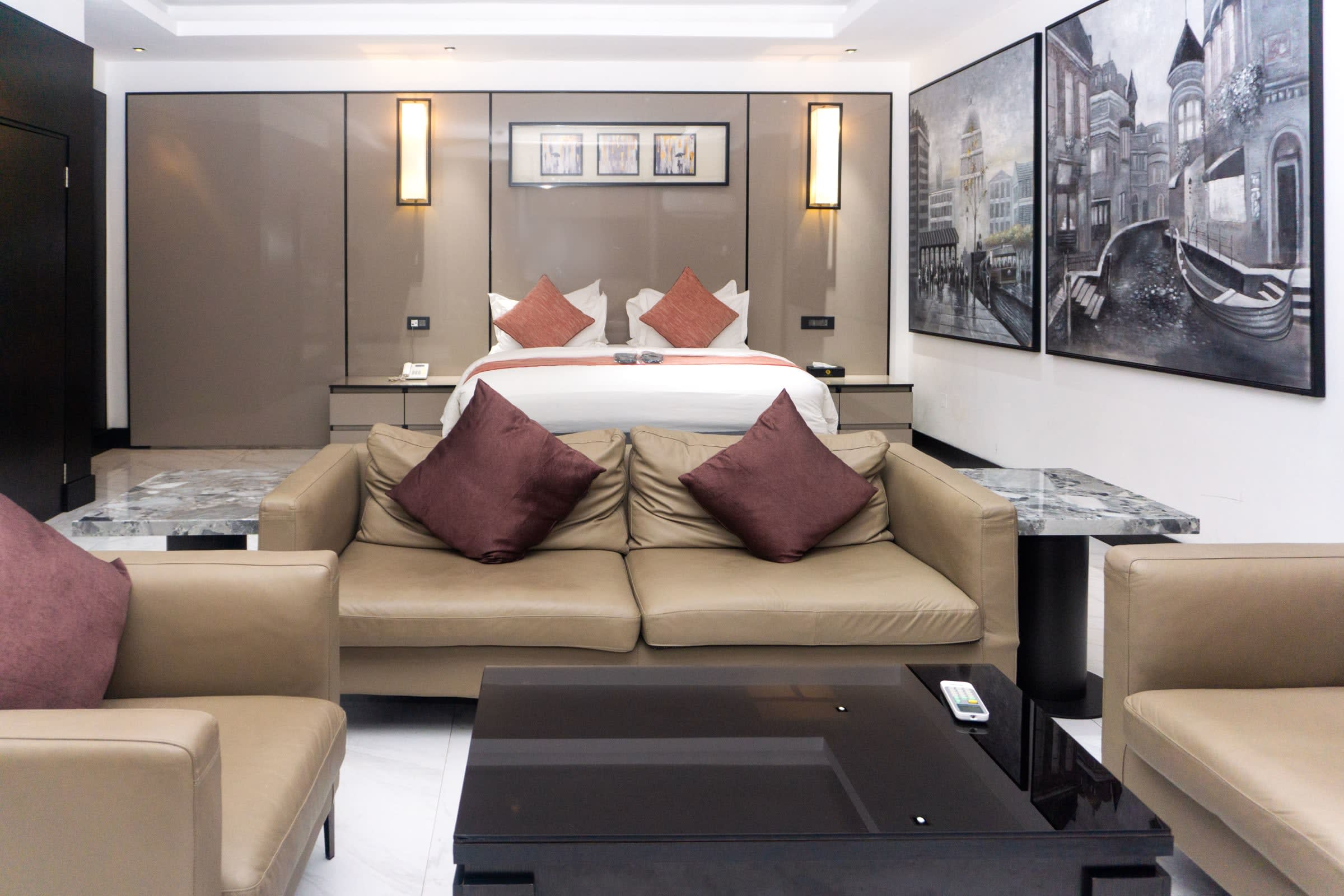 Business Class - image 2