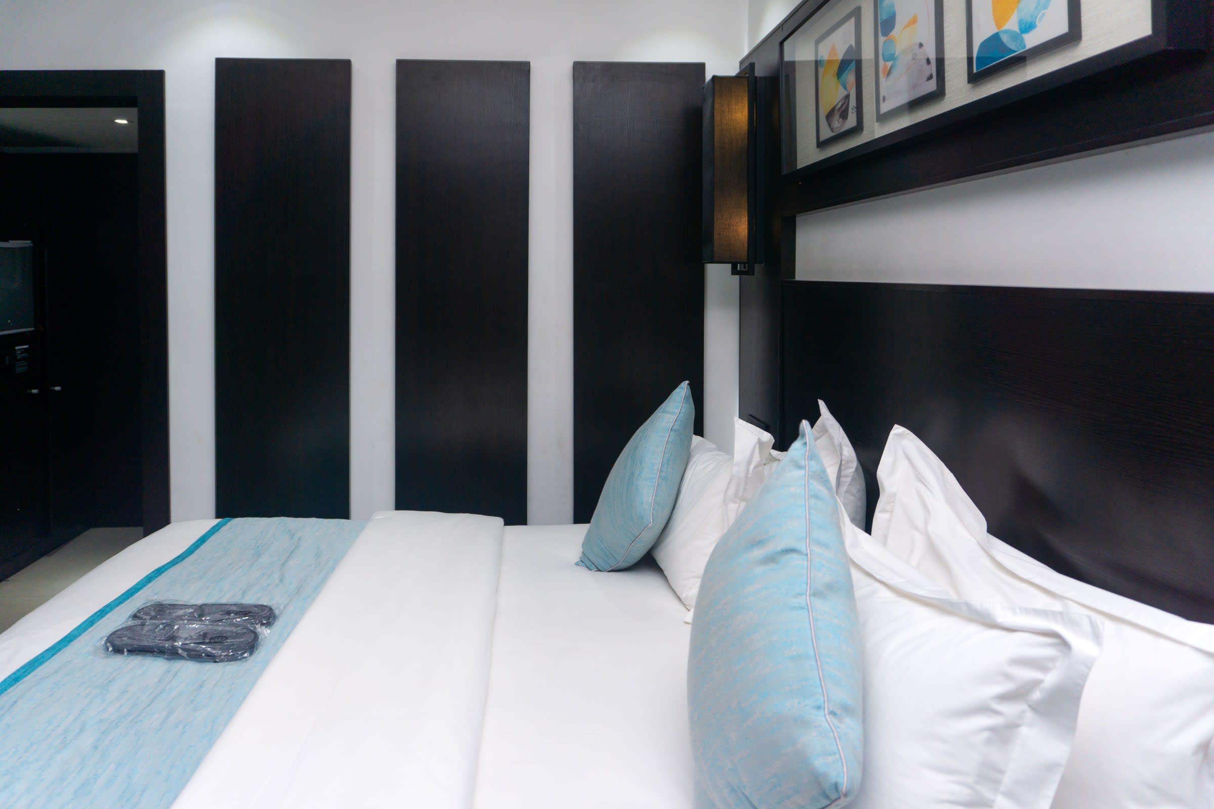 Executive Suite - image 6
