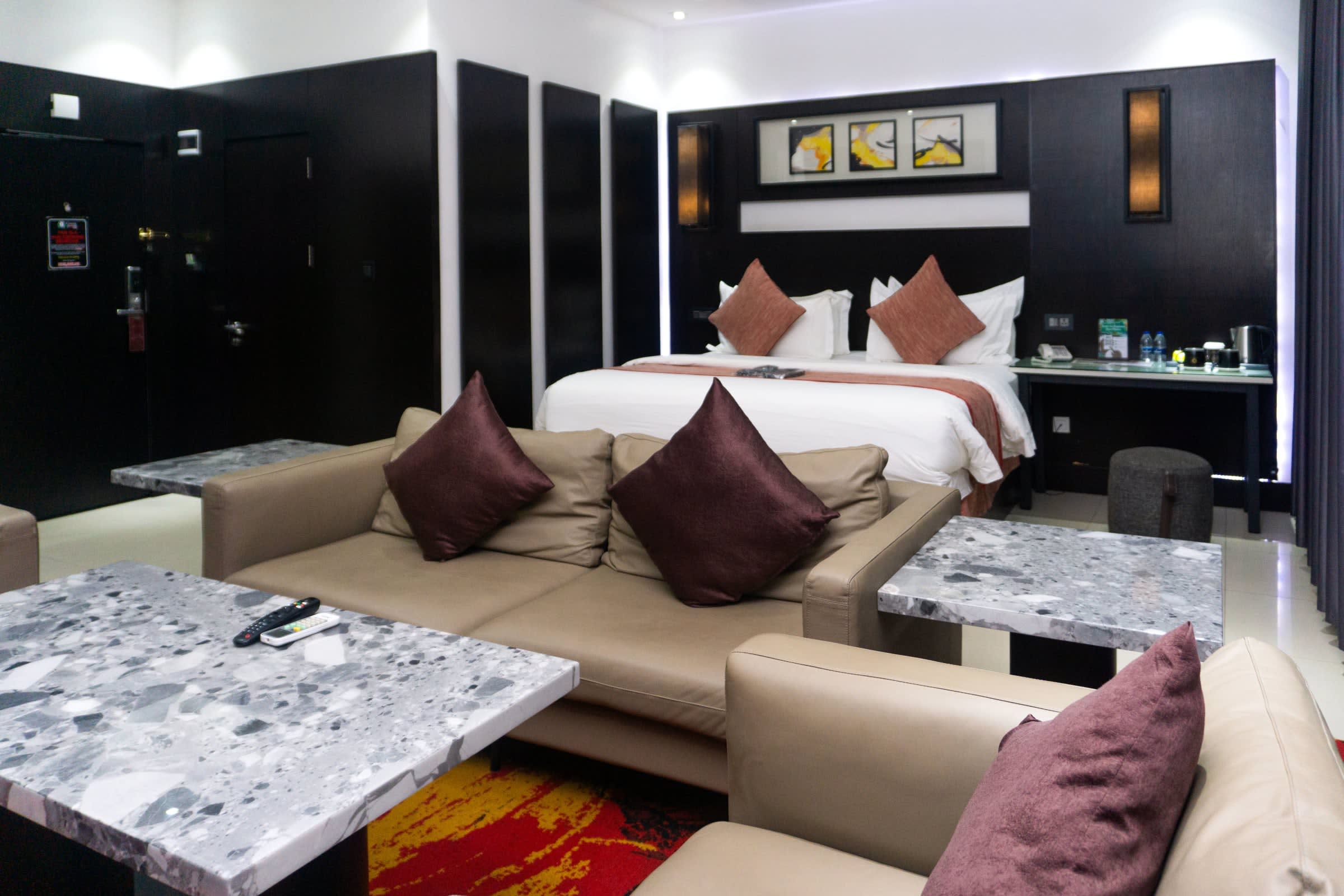 Executive Room - image 4