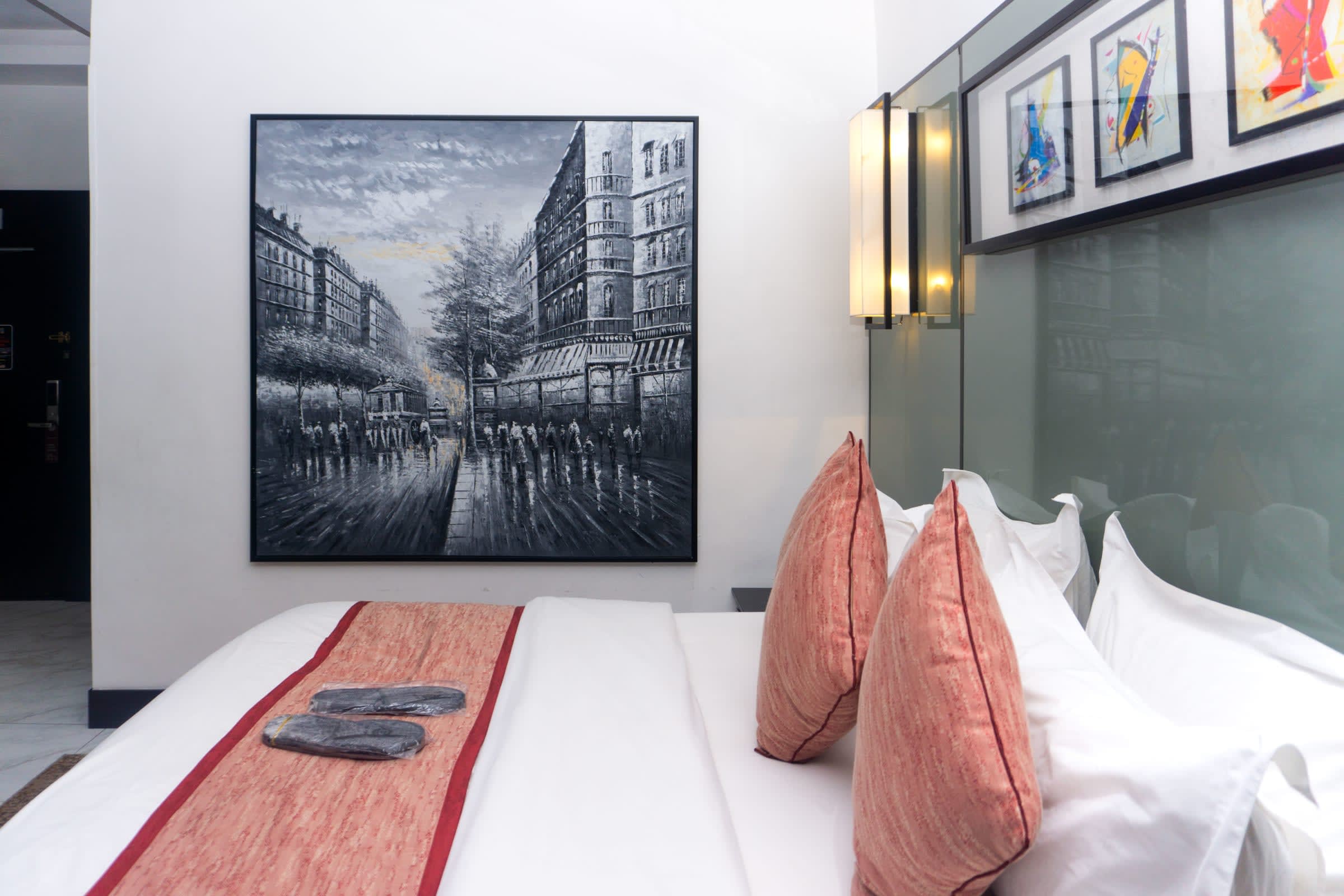 Superior Room - image 4