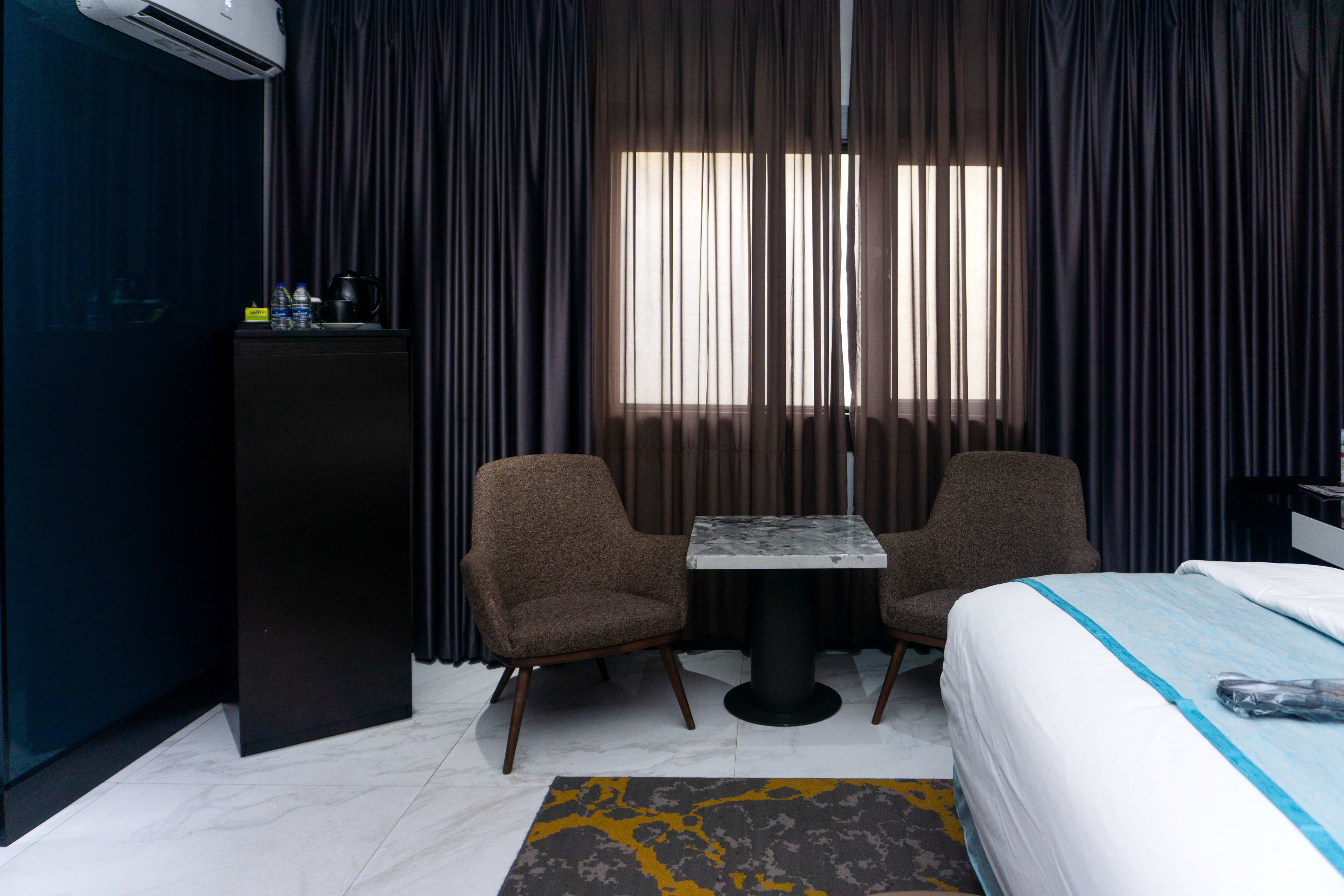 Super Deluxe Room - image 1
