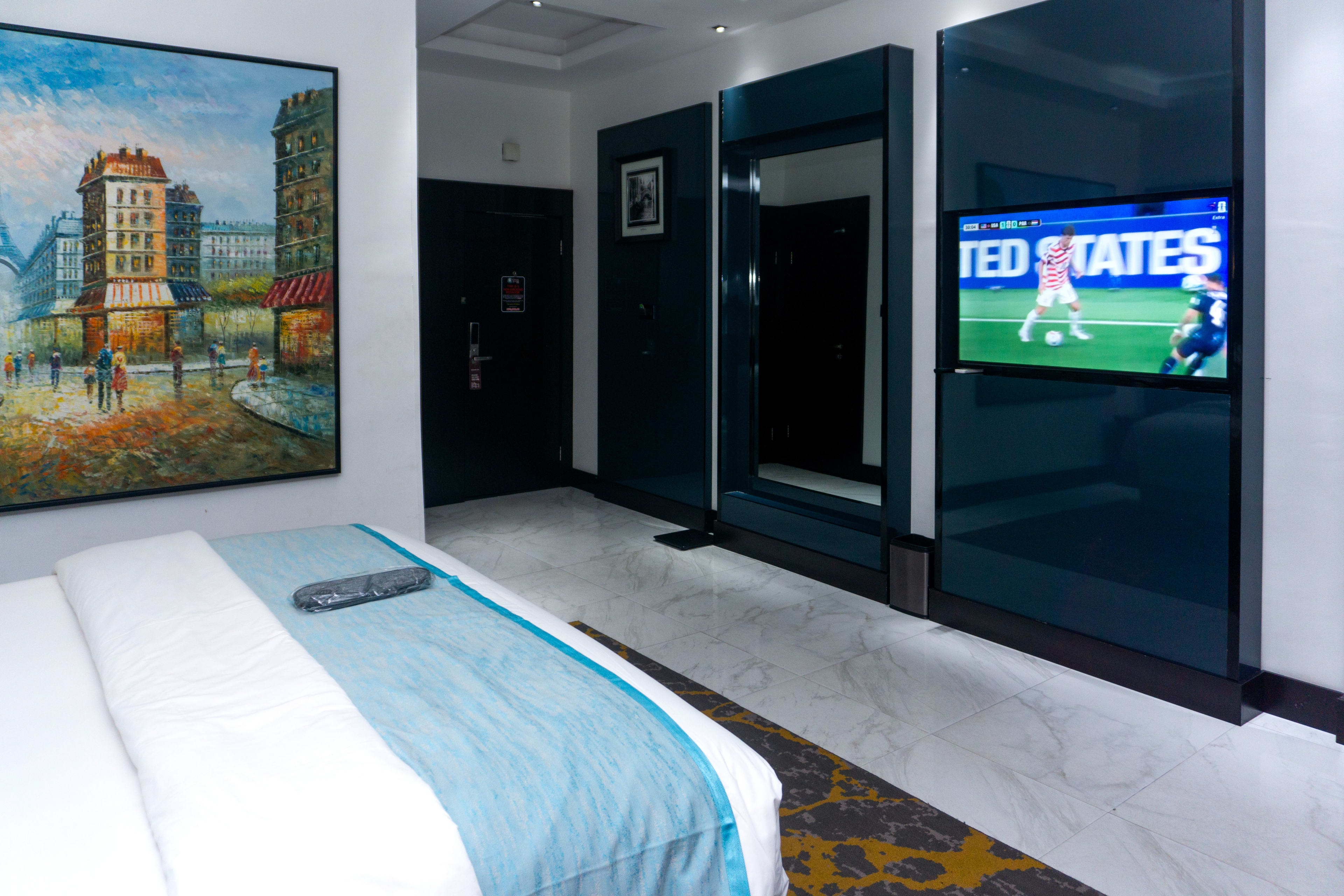 Super Deluxe Room