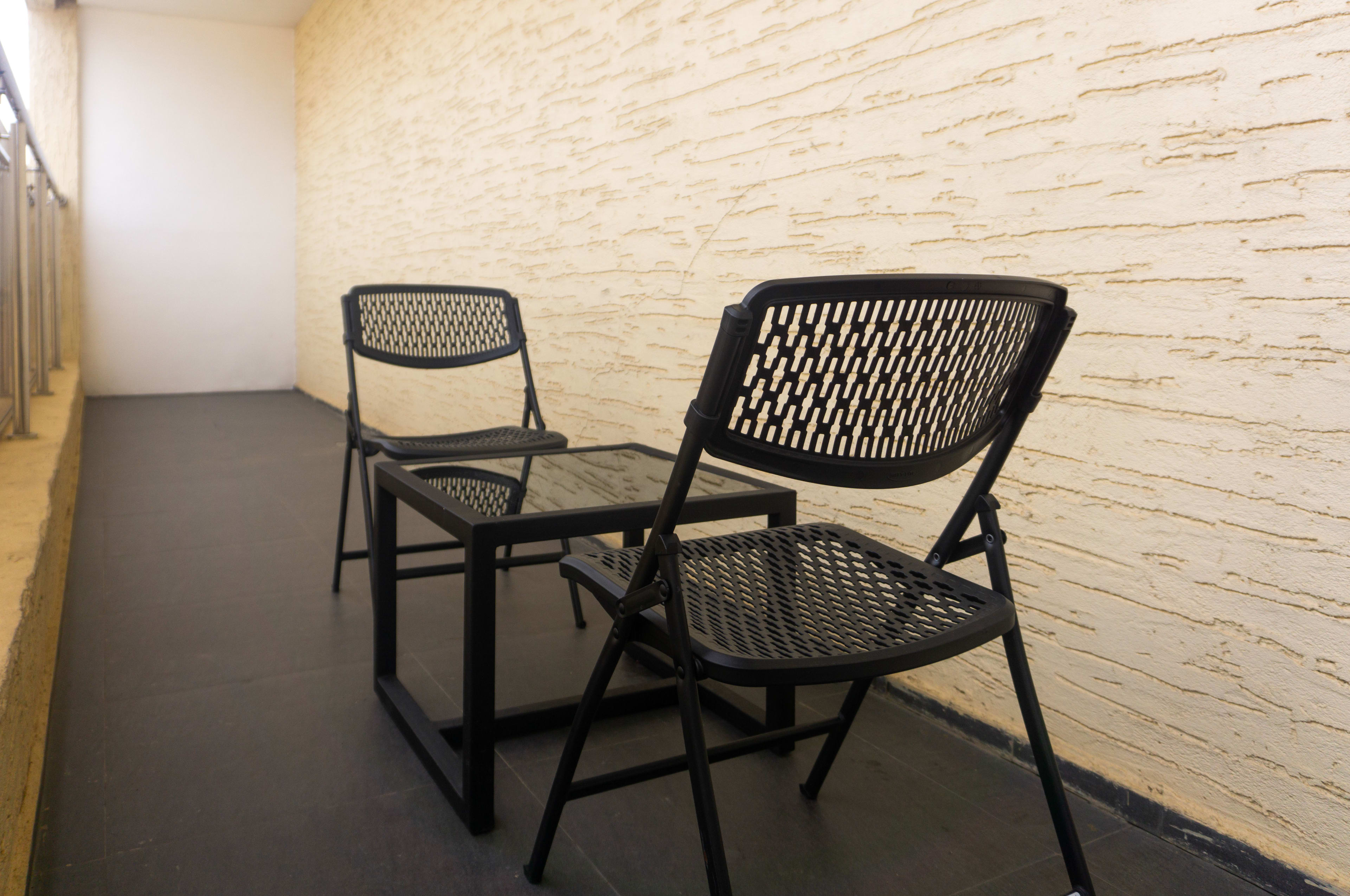 Business Class - image 10