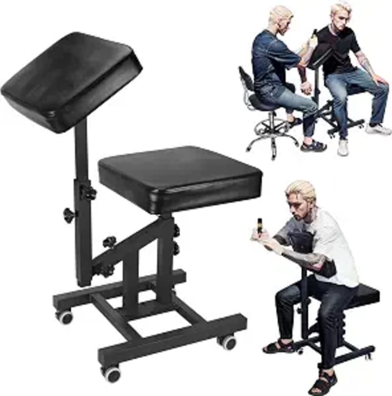 ADJUSTABLE TATTOO CHAIR.