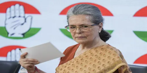 Smt. Sonia Gandhi flags distress of ASHA, Anganwadi workers; seeks higher pay, filling of vacancies
