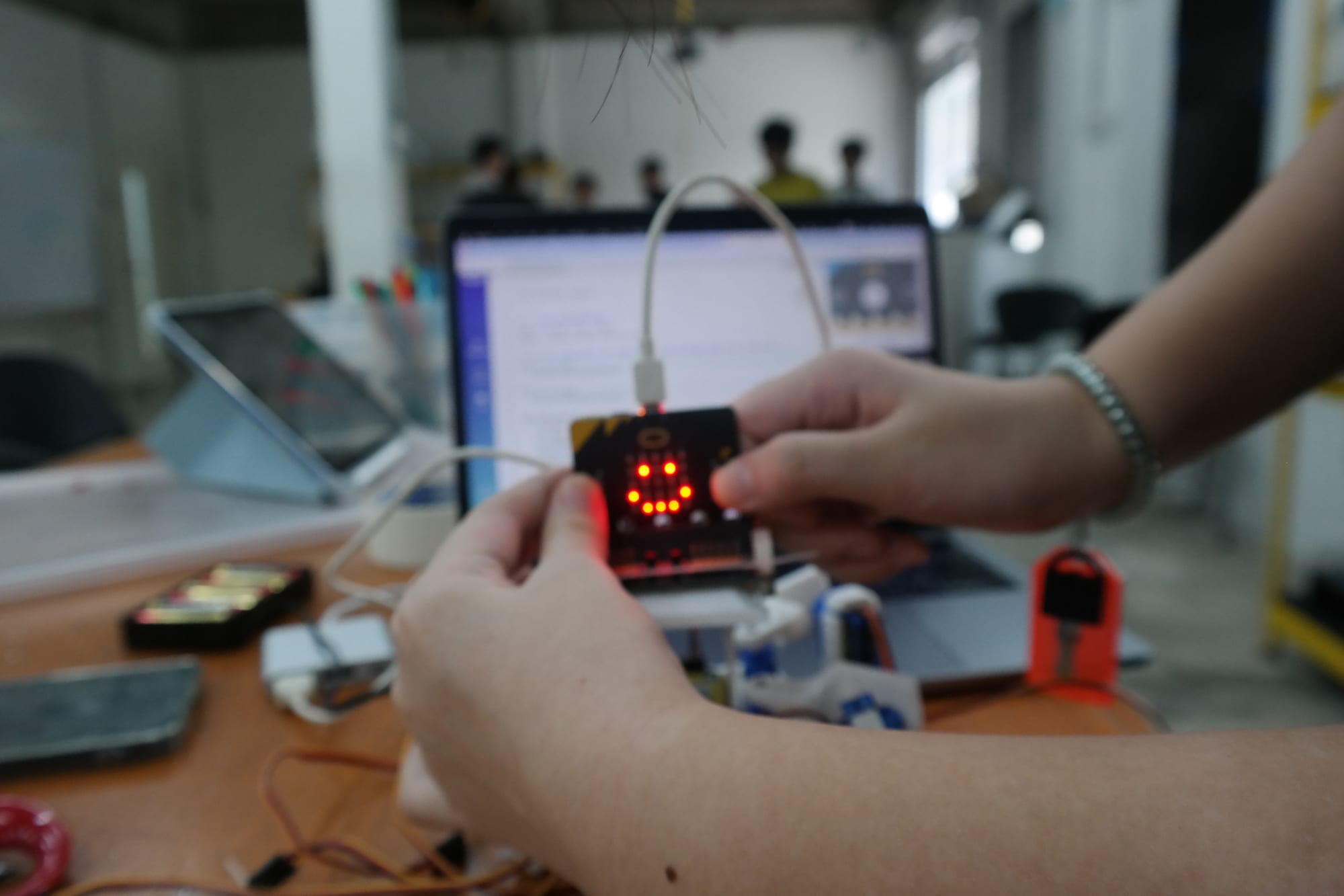 Robotics and prototyping equipment in the WeLearn Maker Zone