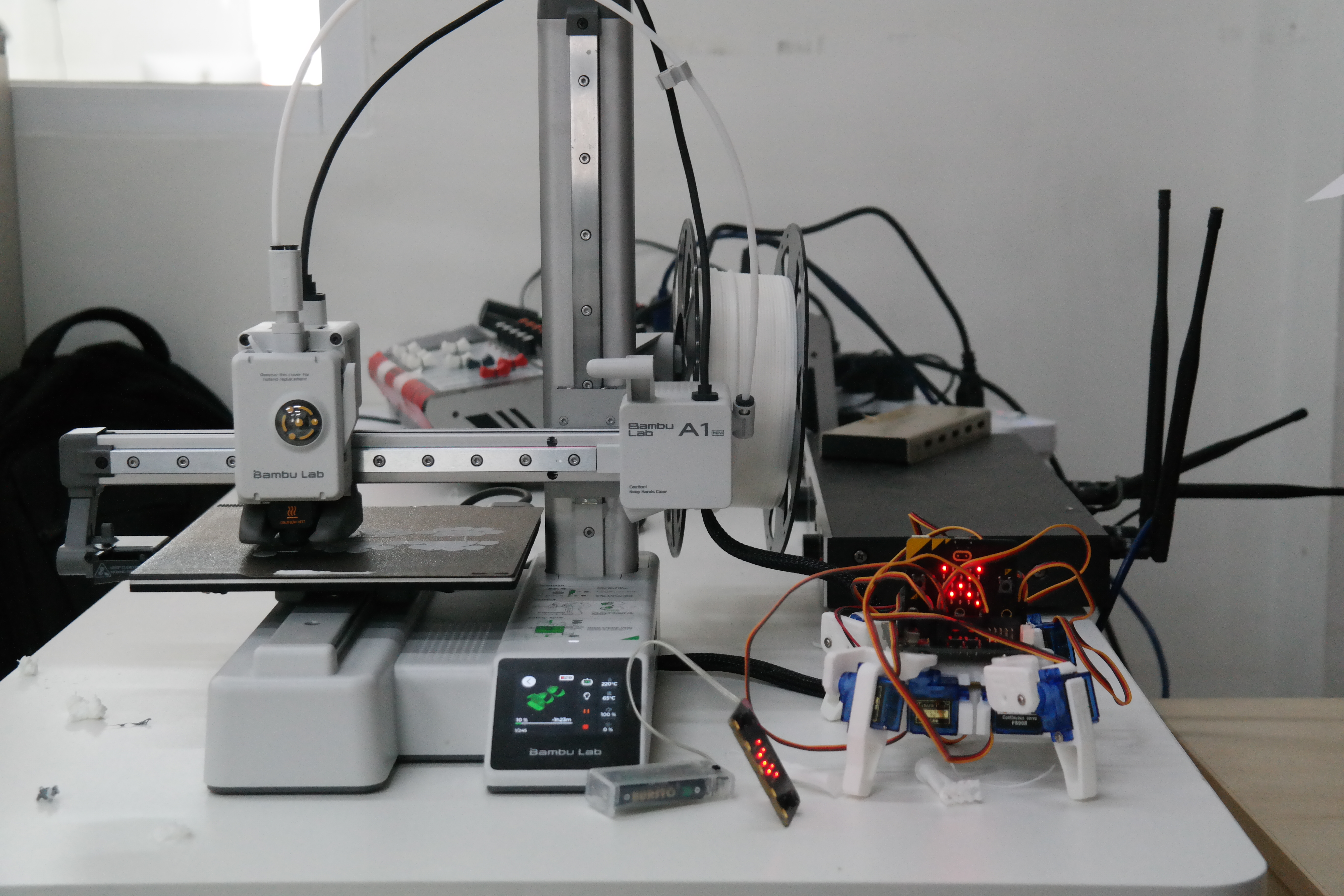 Students' hands-on engineering tools and components