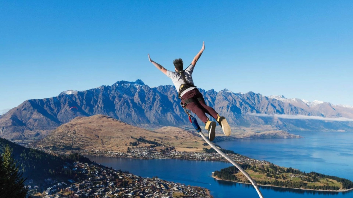 New Zealand mountains and scenic landscape