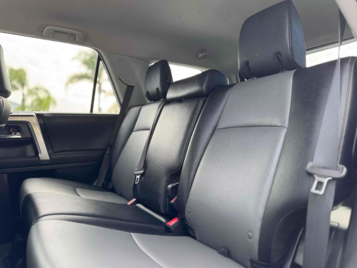 2020 Toyota 4Runner SR5 Premium - 8
