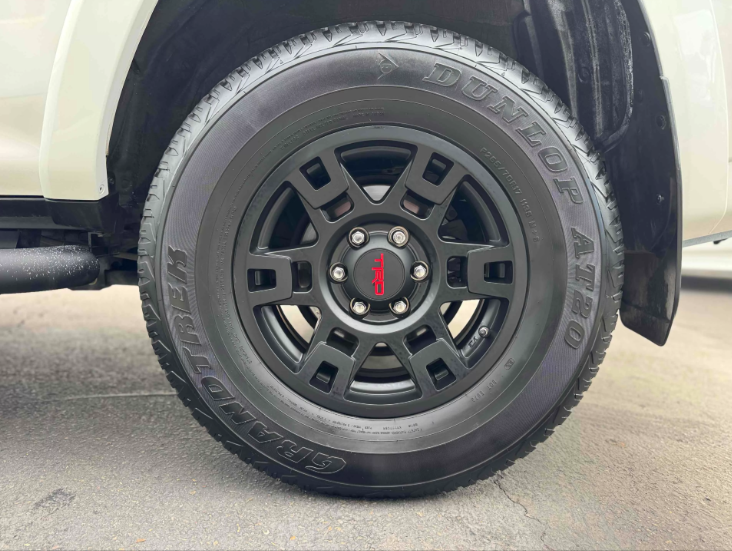2020 Toyota 4Runner SR5 Premium - 14