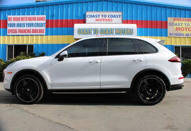 2015 Porsche Cayenne S - 7