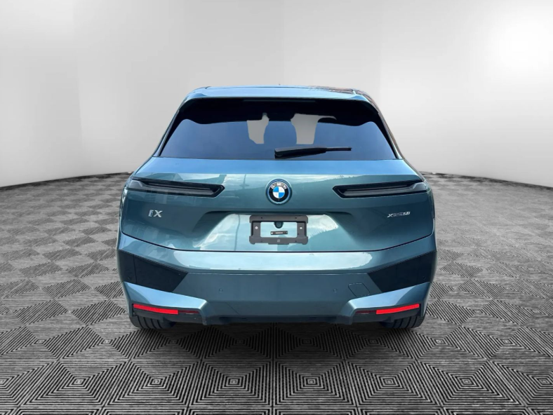 2024 BMW iX - 1