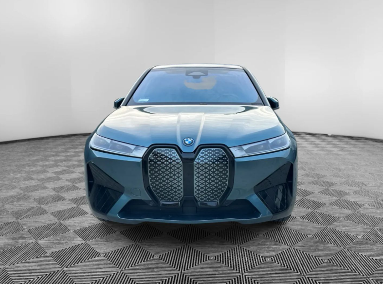 2024 BMW iX