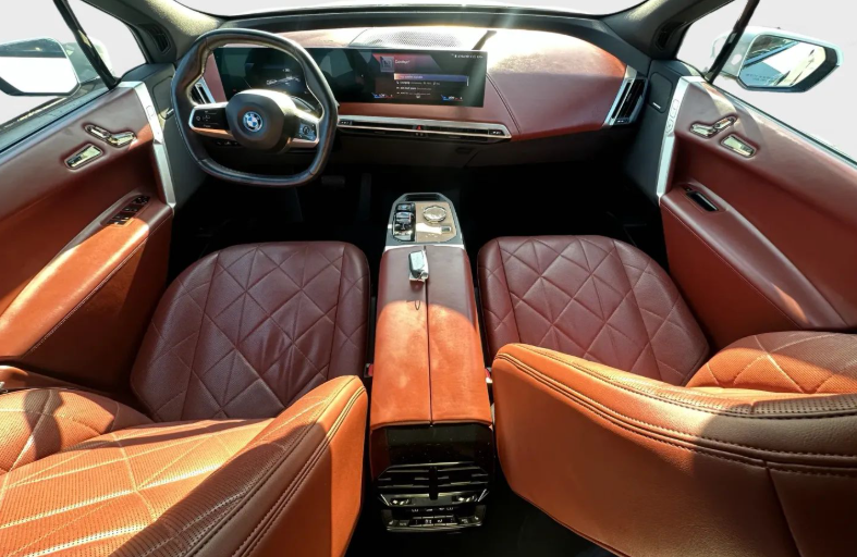 2022 BMW iX - 3
