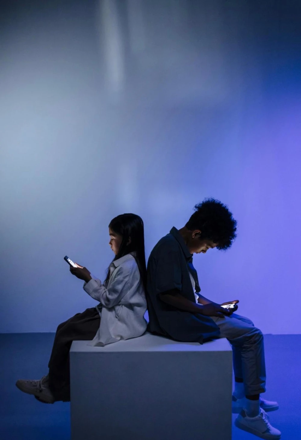 Screen Addiction in Children: Symptoms, Causes, and Effective Solutions