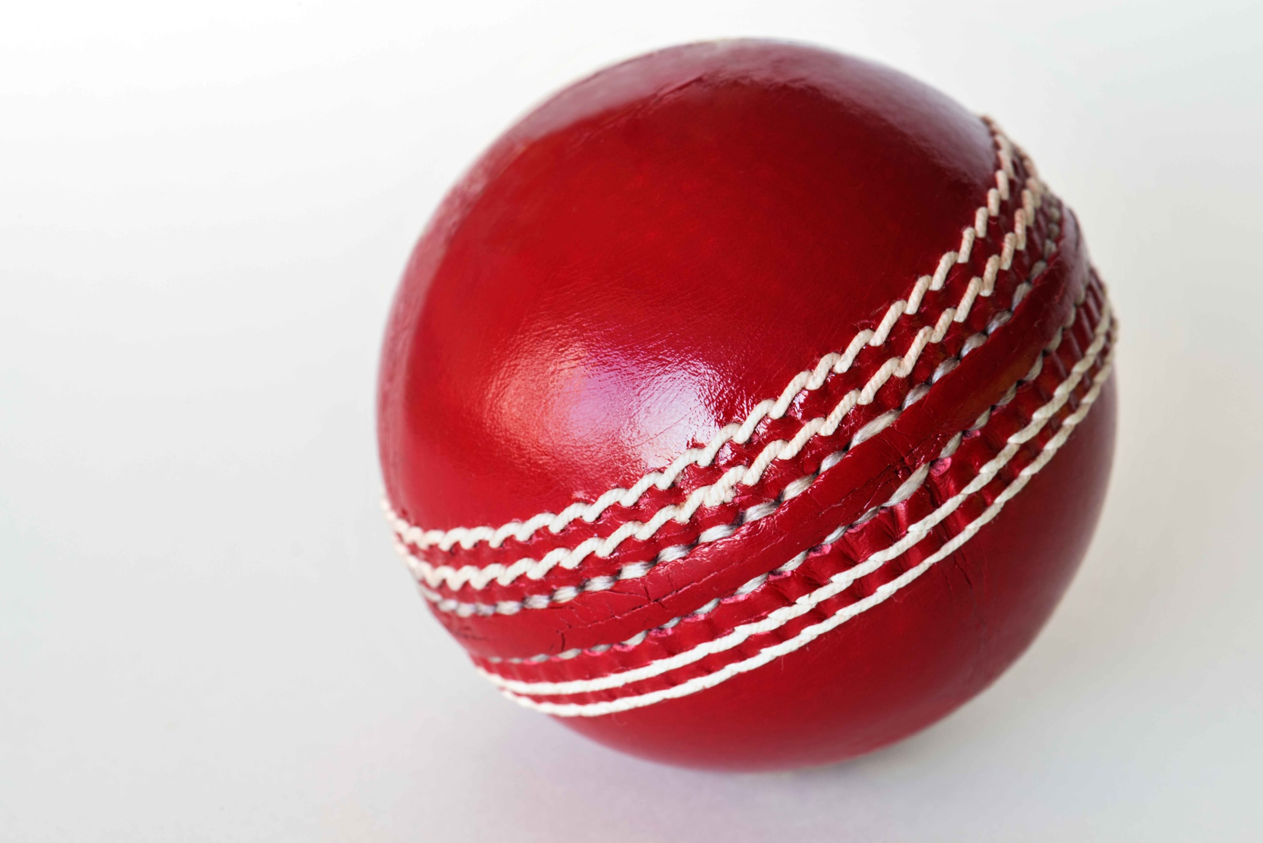 Exploring the Varied World of Cricket Balls in International Matches Revlox