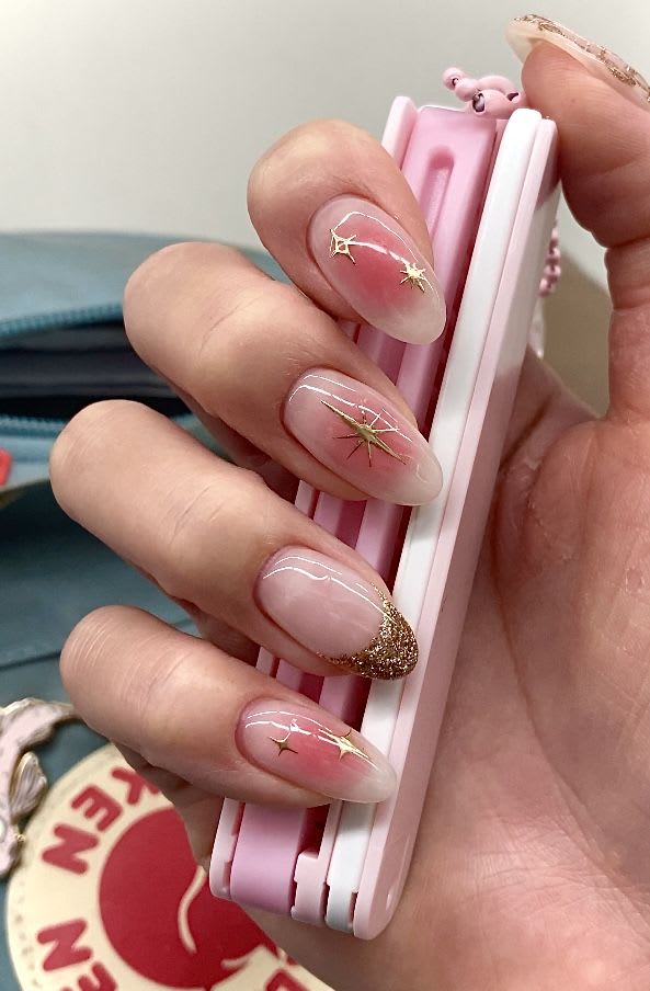 Blush Star Nails