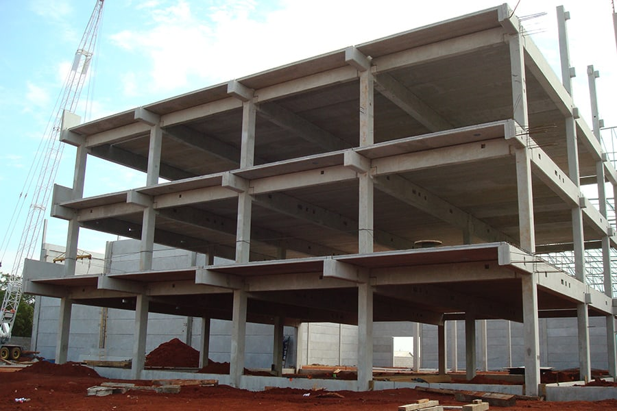 Estruturas pré-moldadas executadas pela ELO Construtora