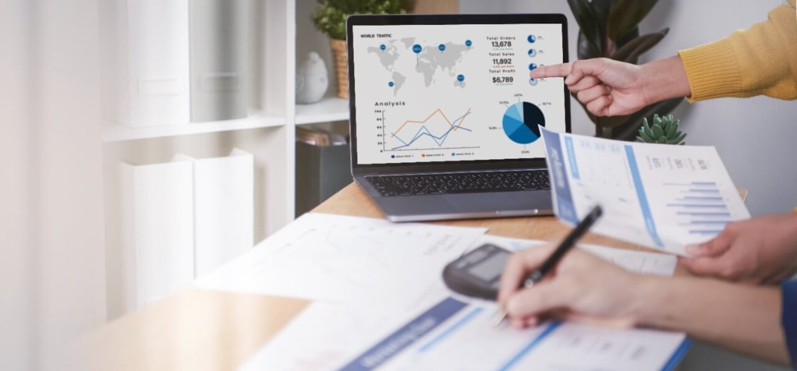 Boost Your ROI: 7 Responsive Display Ad Musts