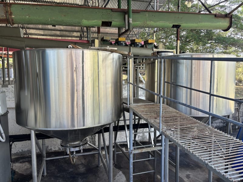 Tanques de fermentación en acero inoxidable