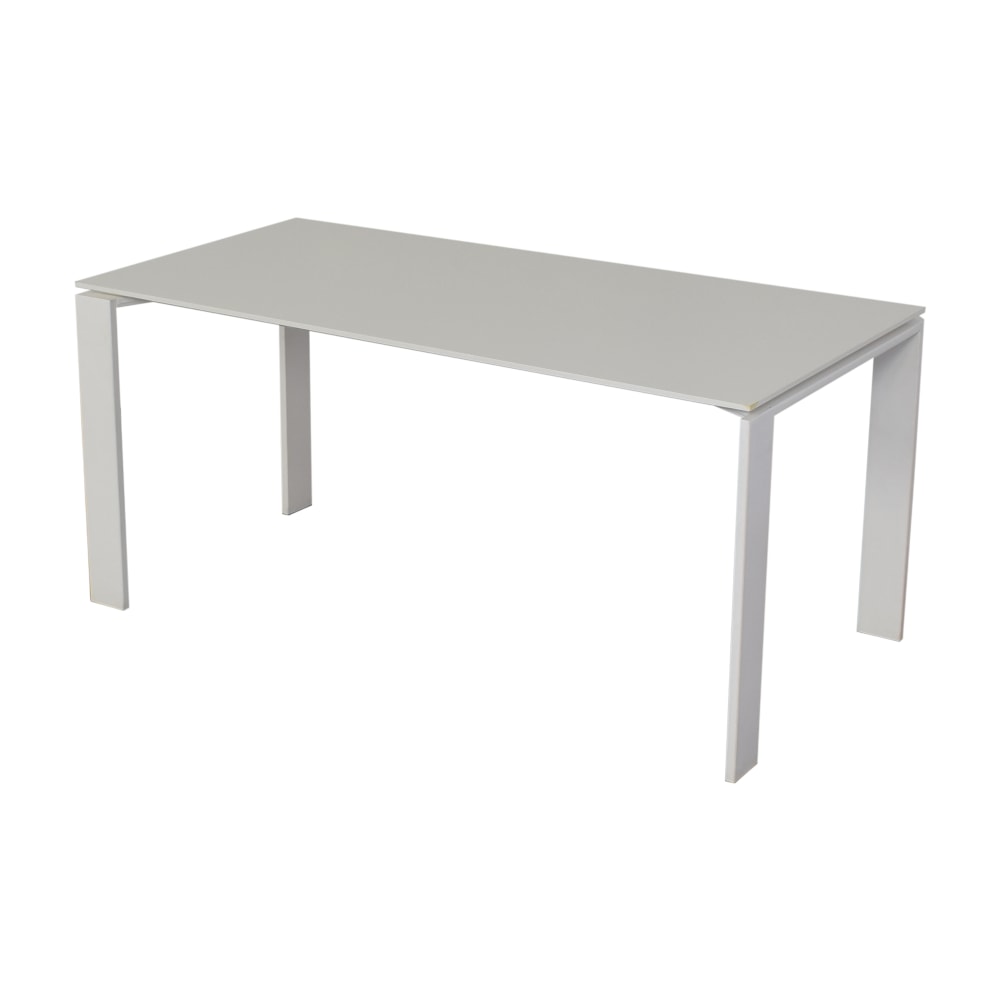 Kartell Four Table | 69% Off | Kaiyo