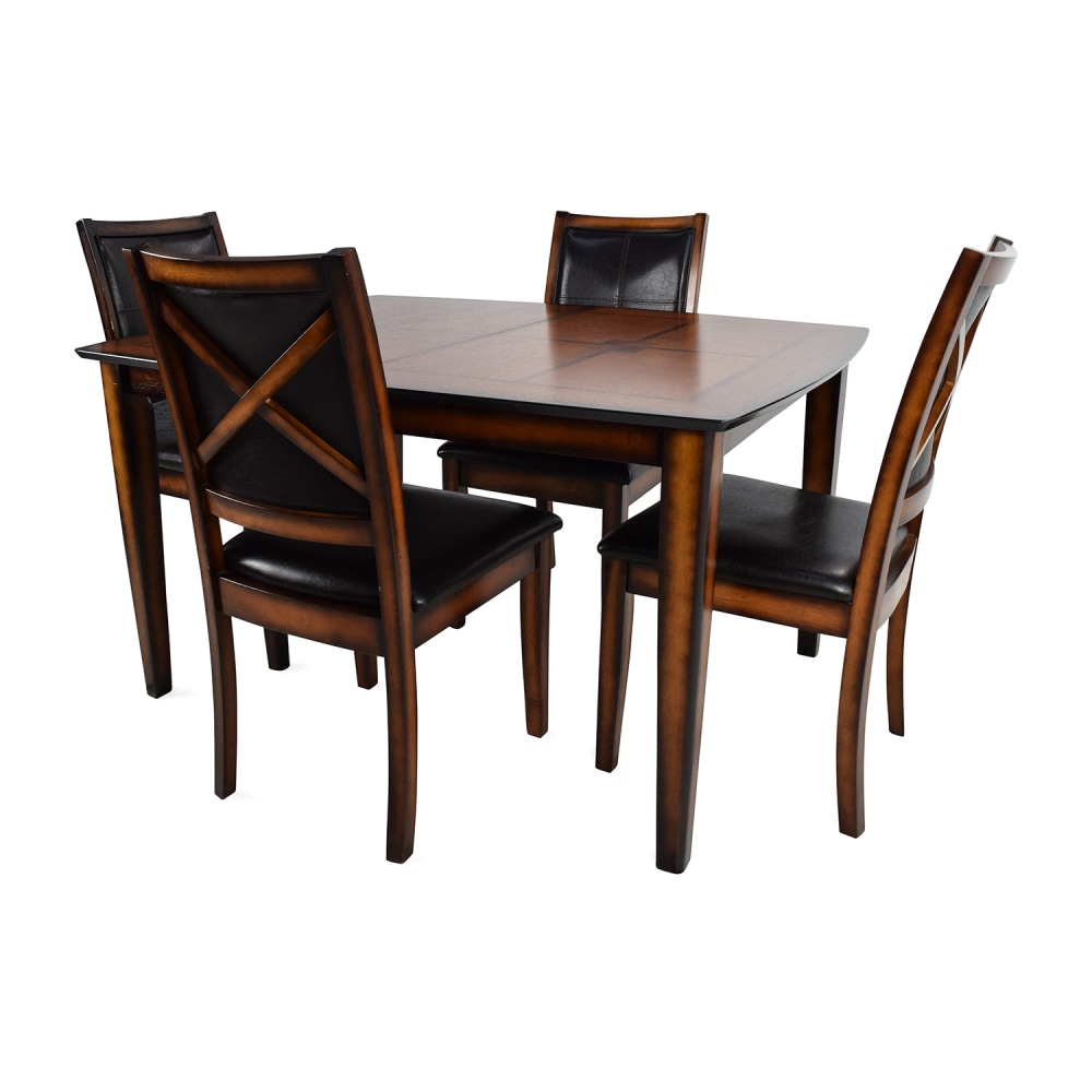 Raymour & Flanigan Denver 5-Piece Extendable Dining Set | 59% Off | Kaiyo