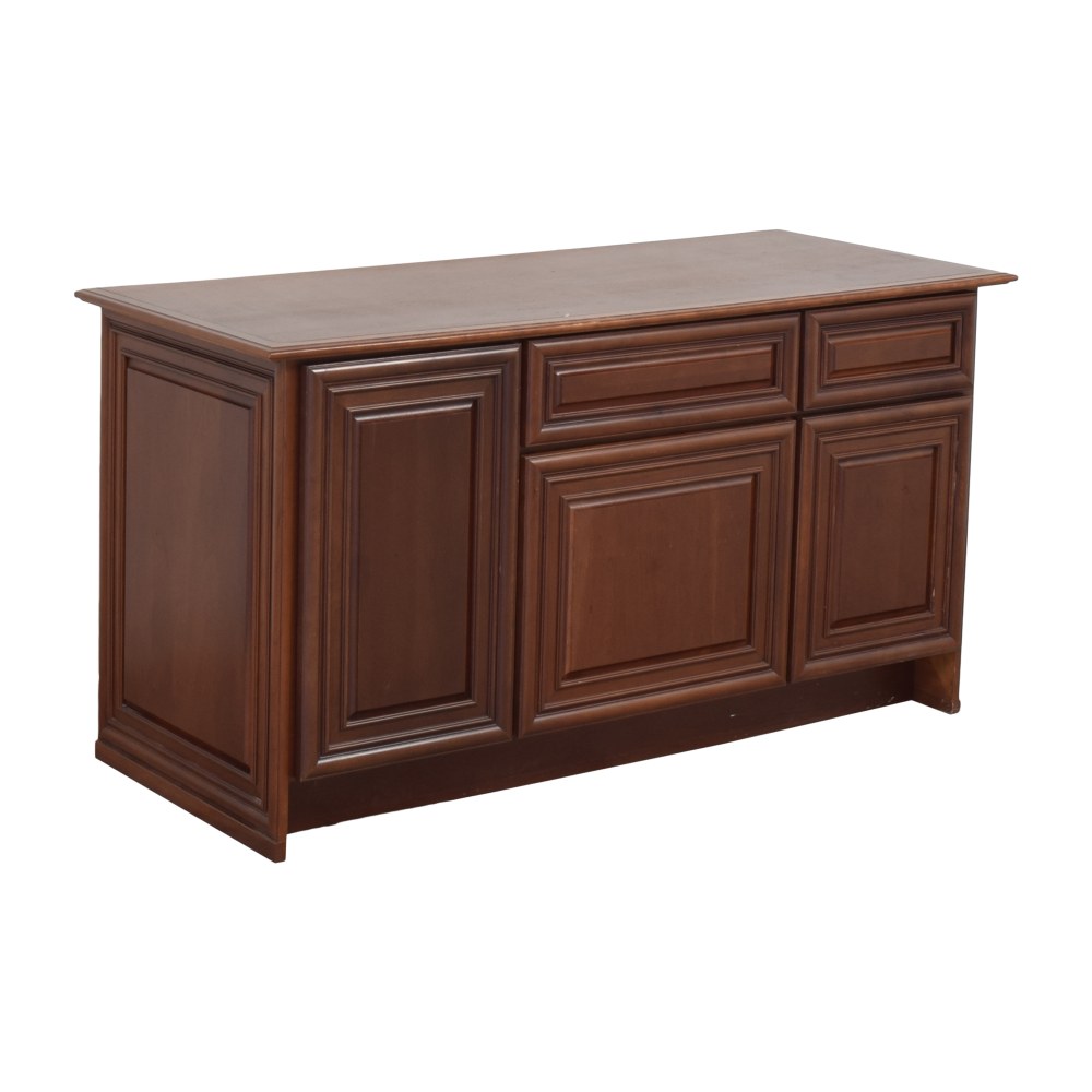 https://res.cloudinary.com/dkqtxtobb/image/upload/f_auto,q_auto:best,w_1000/product-assets/174241/yorktowne-cabinetry/storage/cabinets-sideboards/used-yorktowne-cabinetry-office-credenza.jpeg