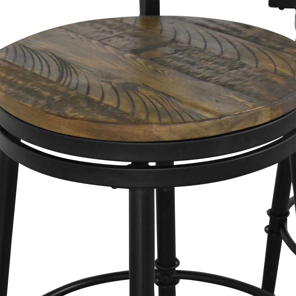 Raymour & Flanigan Raymour & Flanigan Isaac Swivel Bar Stools pa