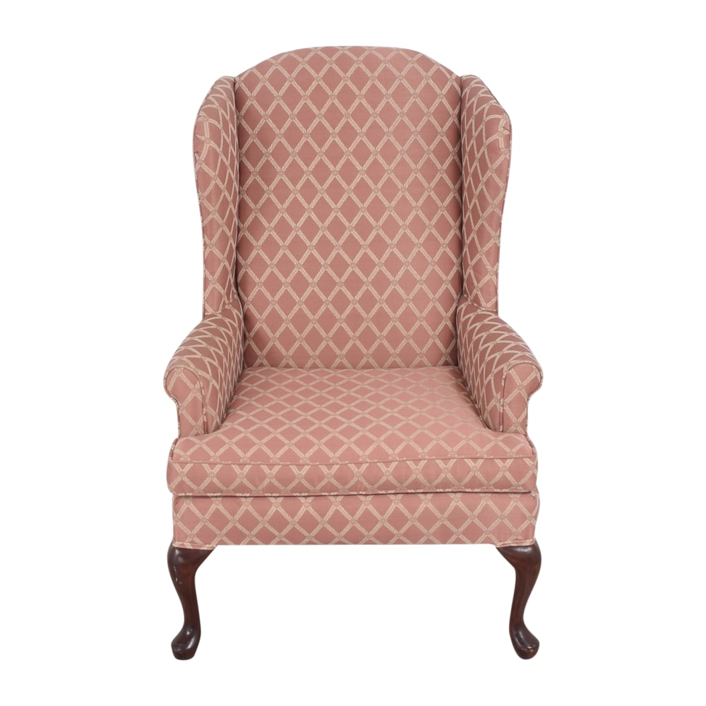 https://res.cloudinary.com/dkqtxtobb/image/upload/f_auto,q_auto:best,w_1000/product-assets/183961/broyhill-furniture/chairs/accent-chairs/broyhill-wingback-accent-chair-second-hand.jpeg