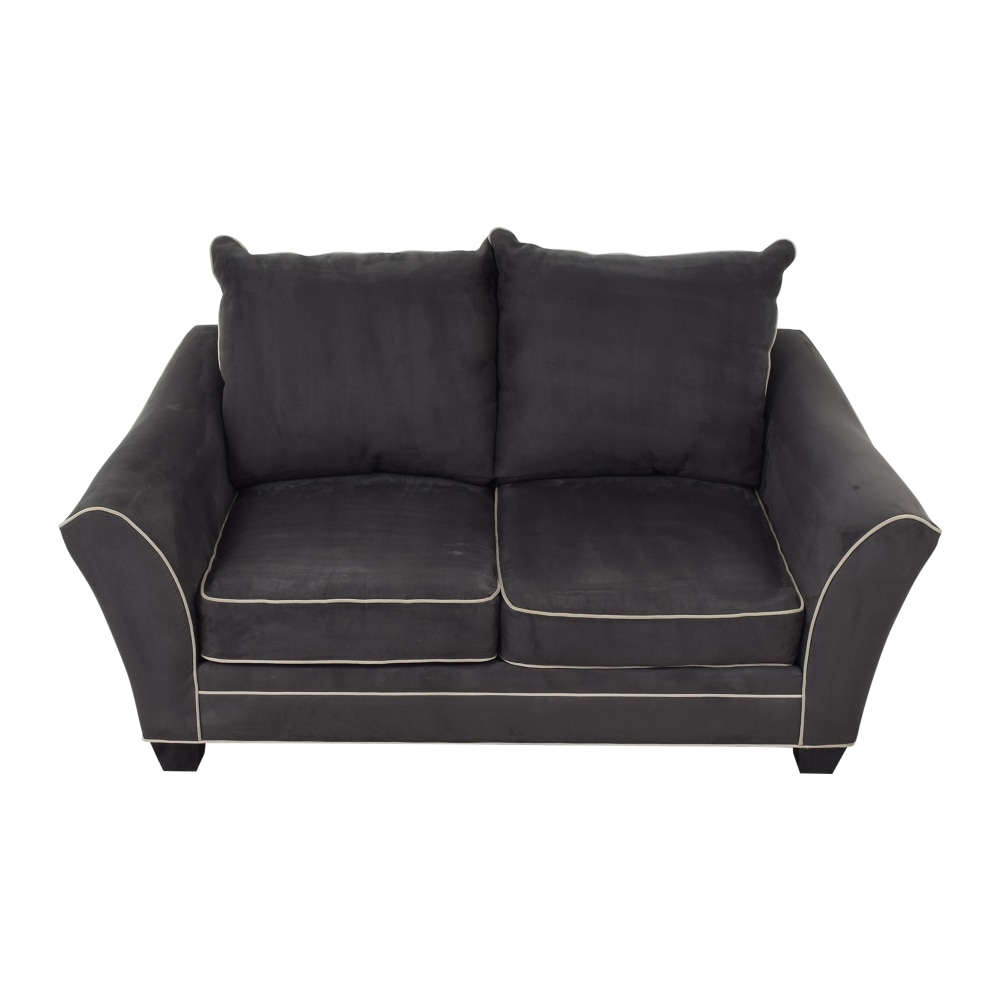 84% OFF - Raymour & Flanigan Raymour & Flanigan Briarwood Loveseat / Sofas