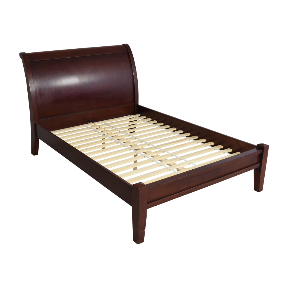 Pottery Barn Valencia Queen Sleigh Bed | 51% Off | Kaiyo