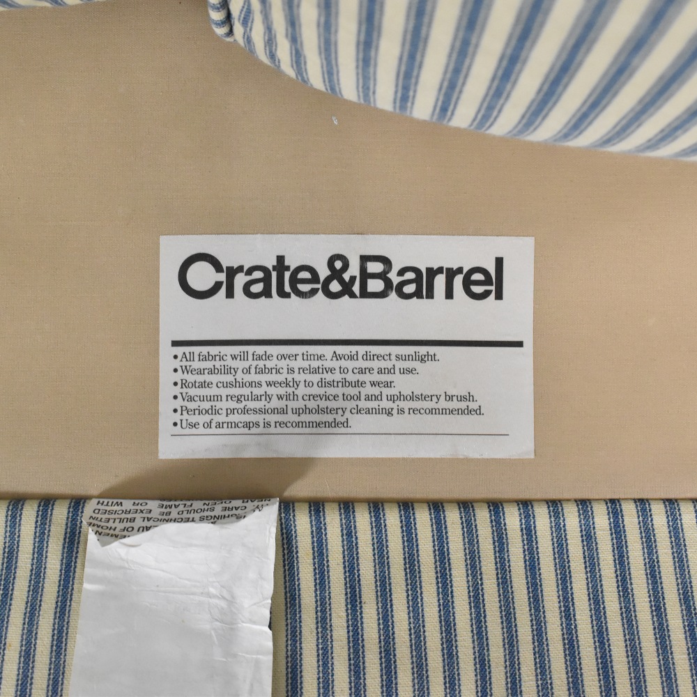 Crate & Barrel Bayside Apartment Sofa | 65% Off | Kaiyo