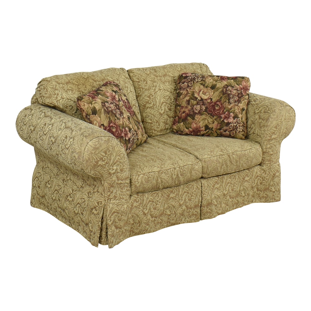 70 Off Broyhill Furniture Broyhill Scroll Arm Loveseat Sofas