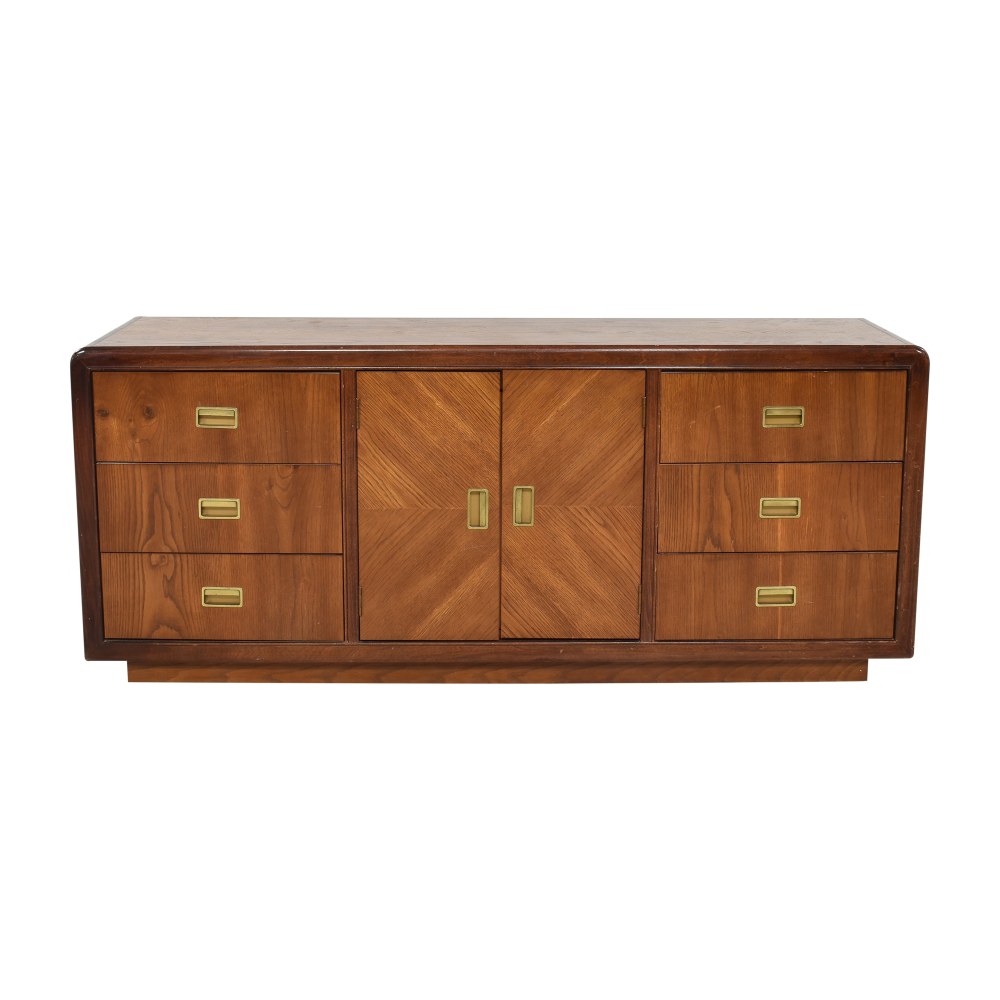 Bassett Mid-Century Dresser  / Dressers