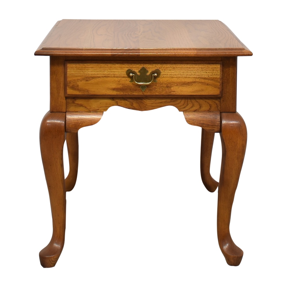 Broyhill Furniture Single Drawer End Table 