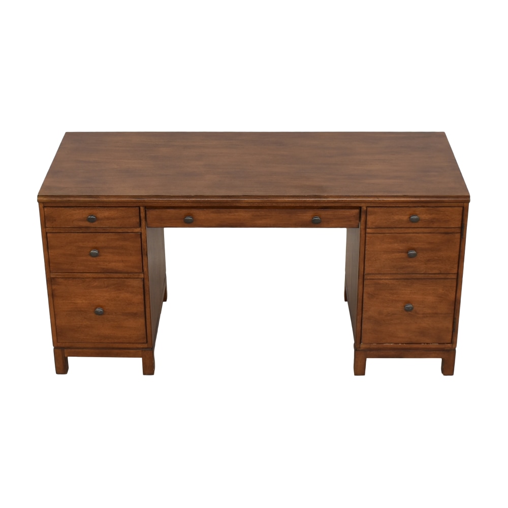 62% OFF - Ethan Allen Ethan Allen Double Pedestal Desk / Tables