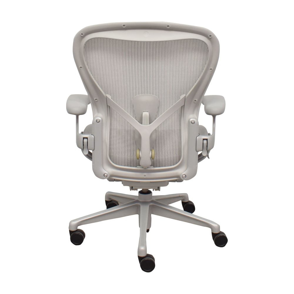 Bungalow skab mønster 47% OFF - Herman Miller Herman Miller Size C Aeron Office Chair / Chairs