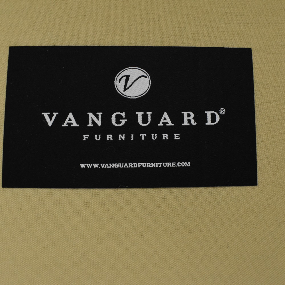 shop Vanguard Furniture Modern Corner Sectional Sofa Vanguard Furniture Sectionals