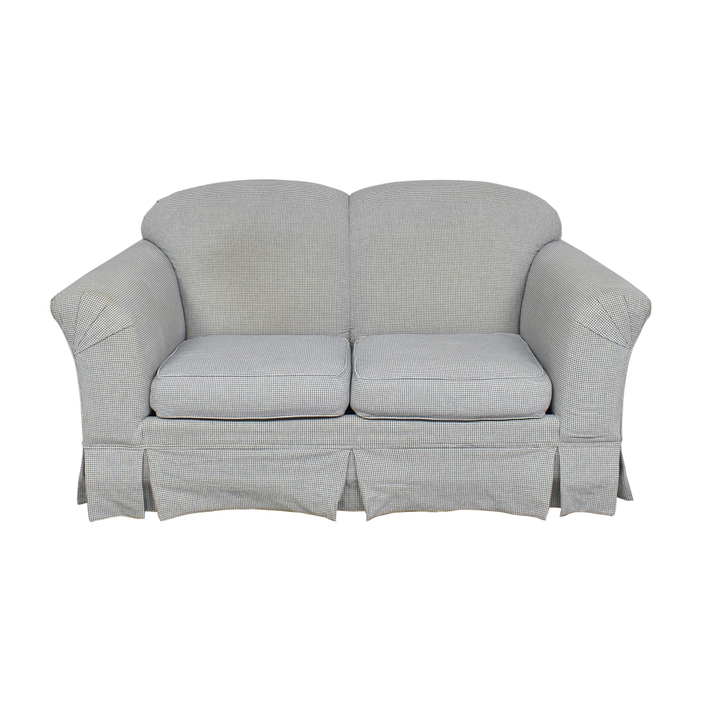 Broyhill Furniture Plaid Loveseat 89