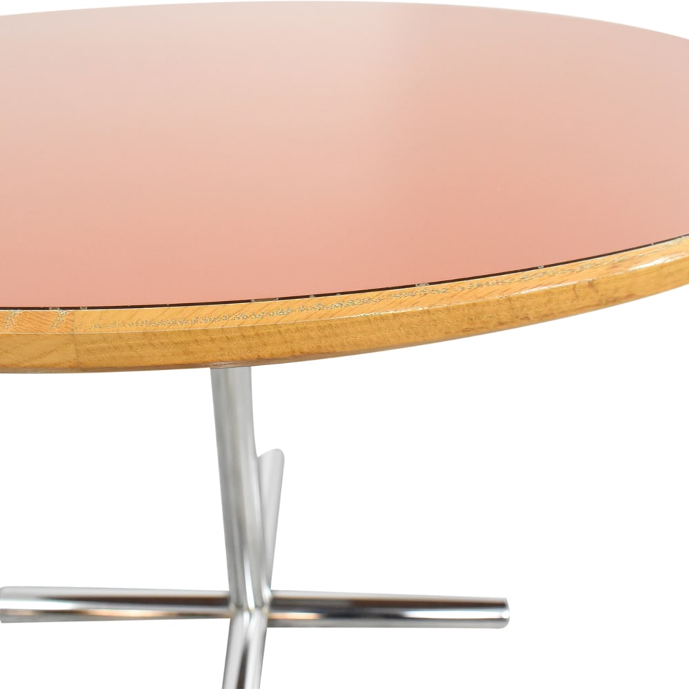 Round Pedestal Dining Table  / Tables