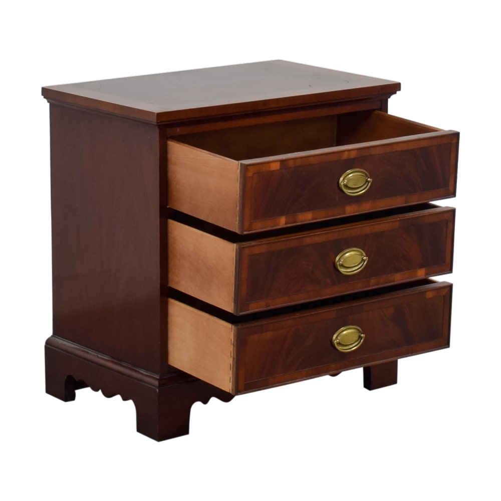 Hekman Hekman Wood Three-Drawer End Table used