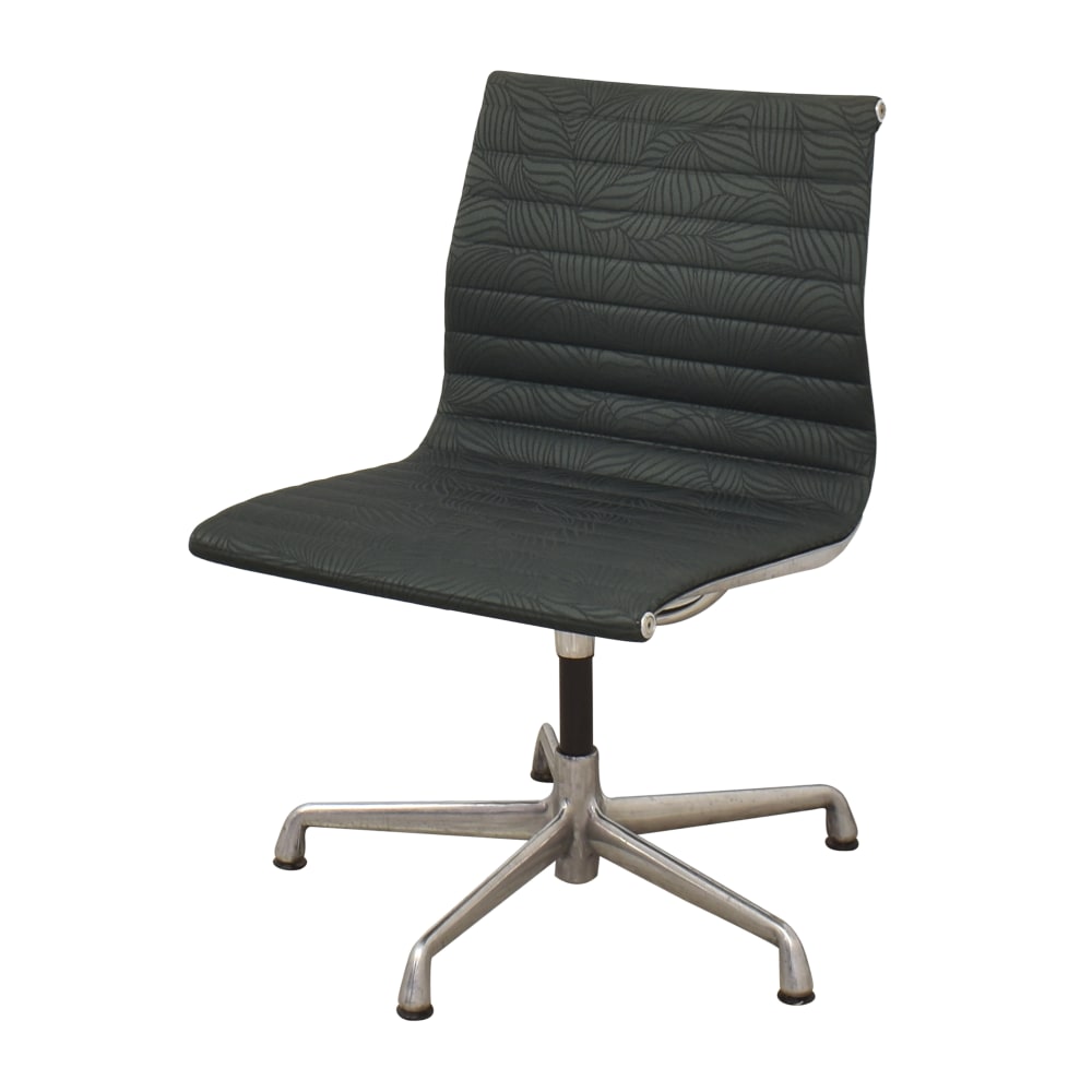 Herman Miller Eames Aluminum Group Side Chair / Chairs