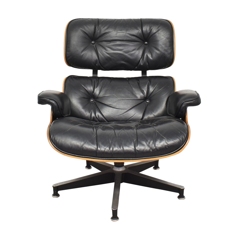 Herman Miller Herman Miller Vintage Eames Lounge Chair used