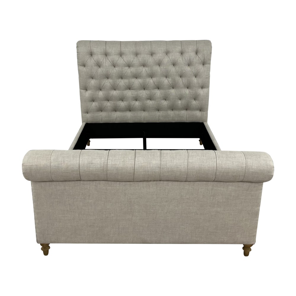 Restoration Hardware Restoration Hardware Chesterfield Queen Sleigh Bed with Footboard second hand